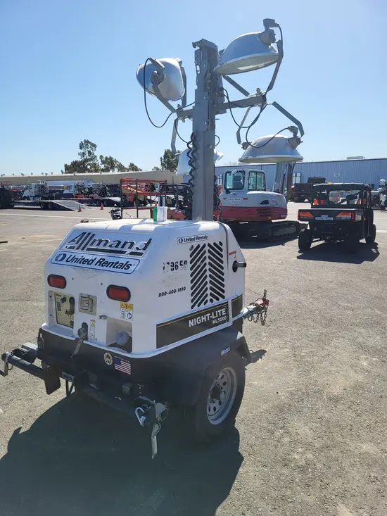 2016 Allmand NL5000 Towable Light Tower