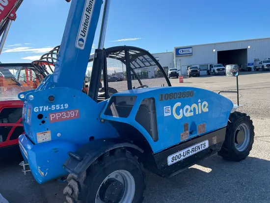 2017 Genie GTH-5519 Forklift