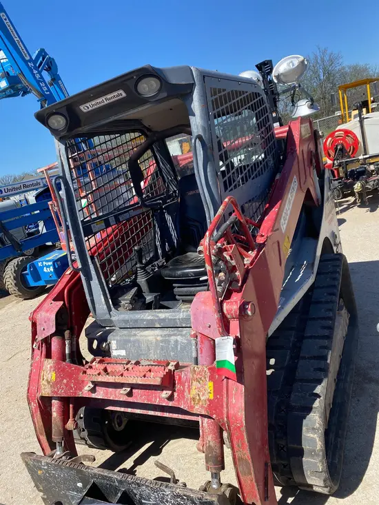 2017 Takeuchi TL10V2-R Track Loader