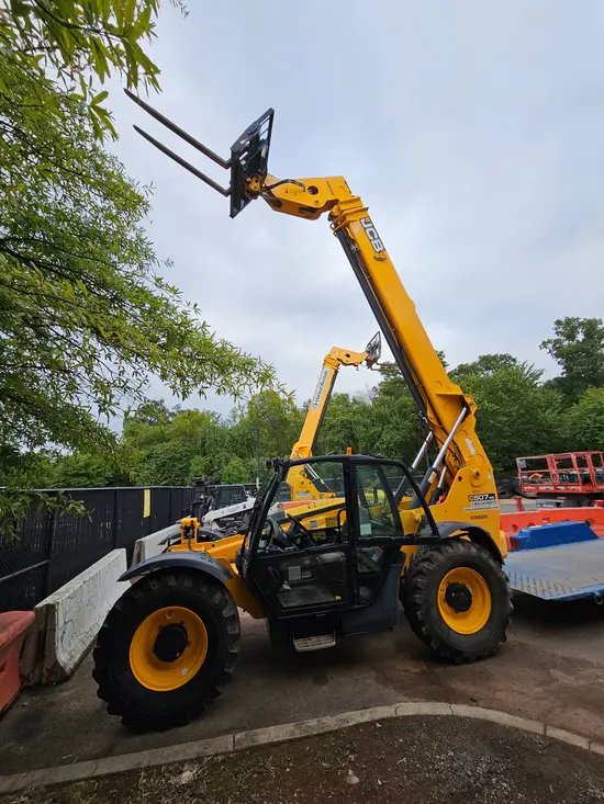 2015 JCB 507-42 Forklift