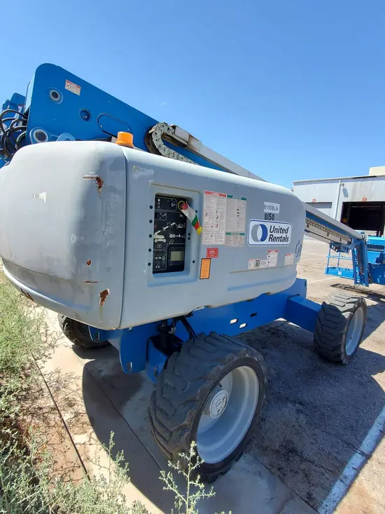 2014 Genie S-65 Boom Lift
