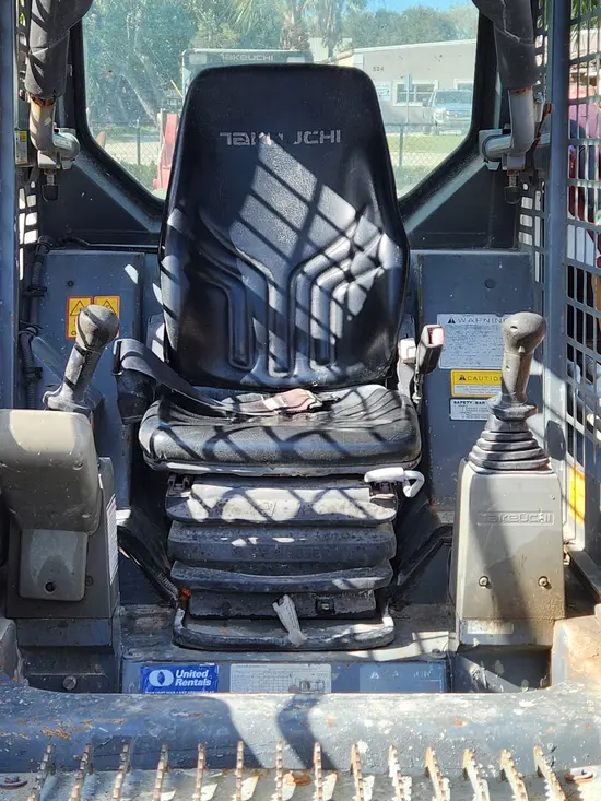 2018 Takeuchi TL8W Track Loader