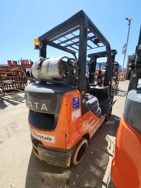 2018 Toyota 8FGU25 Warehouse Forklift