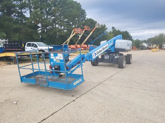 2015 Genie S-65 Boom Lift