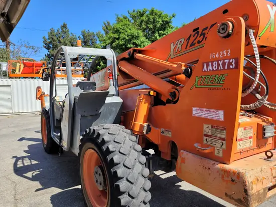 2013 XTREME XR1255 Forklift