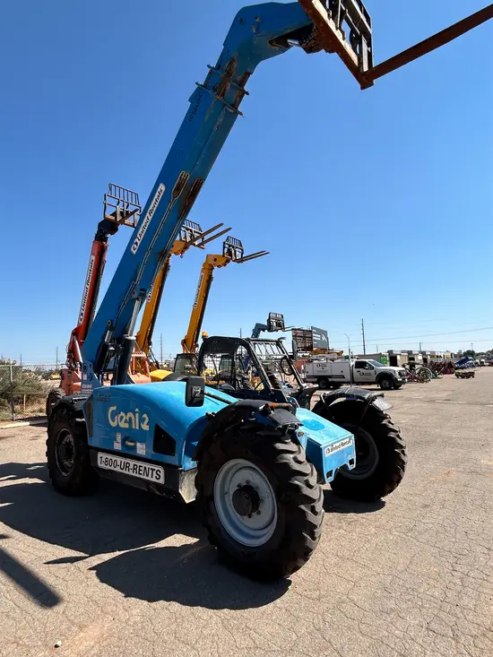 2016 Genie GTH-844 Forklift