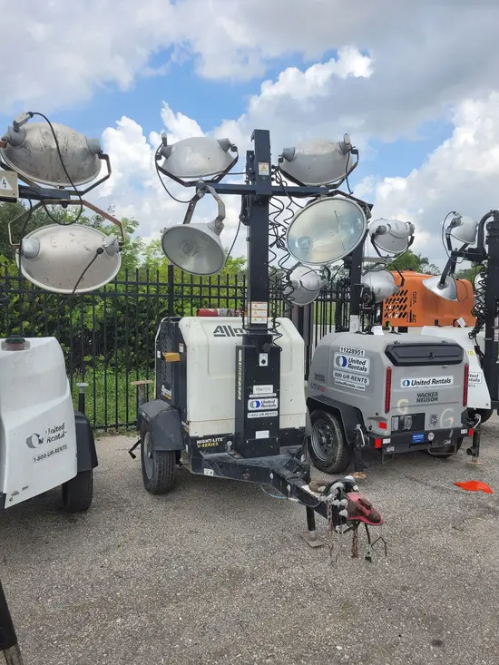 2017 Allmand NIGHT-LITE PRO Towable Light Tower