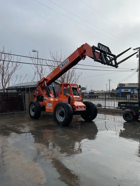 2015 SKYTRAK 6042 Forklift