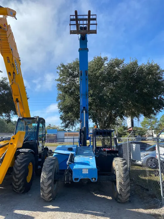 2015 Genie GTH-844 Forklift