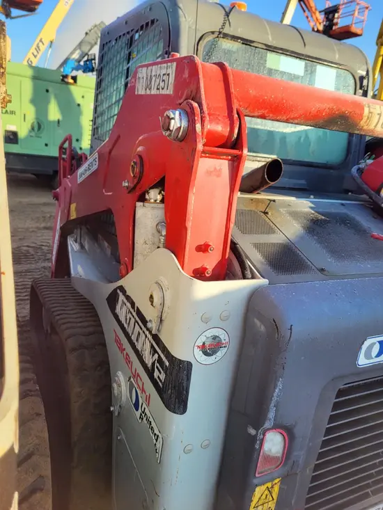 2020 Takeuchi TL10V2-CRP Track Loader