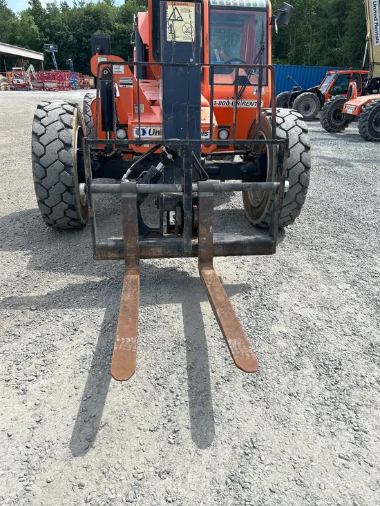 2016 SKYTRAK 8042 Forklift