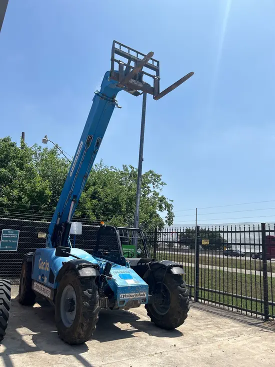 2016 Genie GTH-844 Forklift