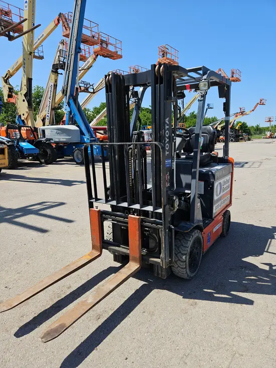 2022 Toyota 8FBCU25 Warehouse Forklift