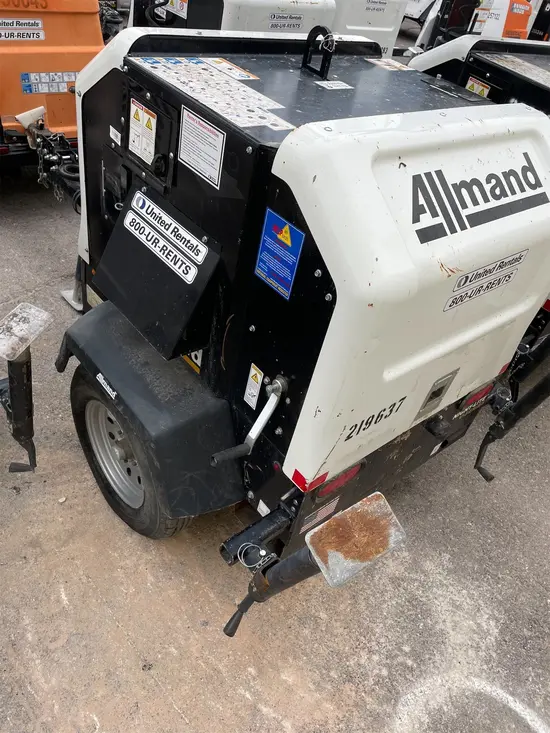 2018 Allmand NLV-ML3EC Portable Work Light