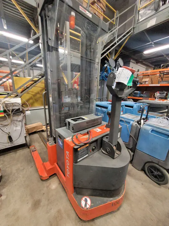 2018 Toyota 6BWR15 Warehouse Forklift