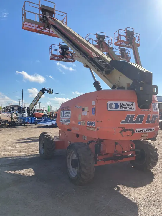 2017 JLG 600S Boom Lift