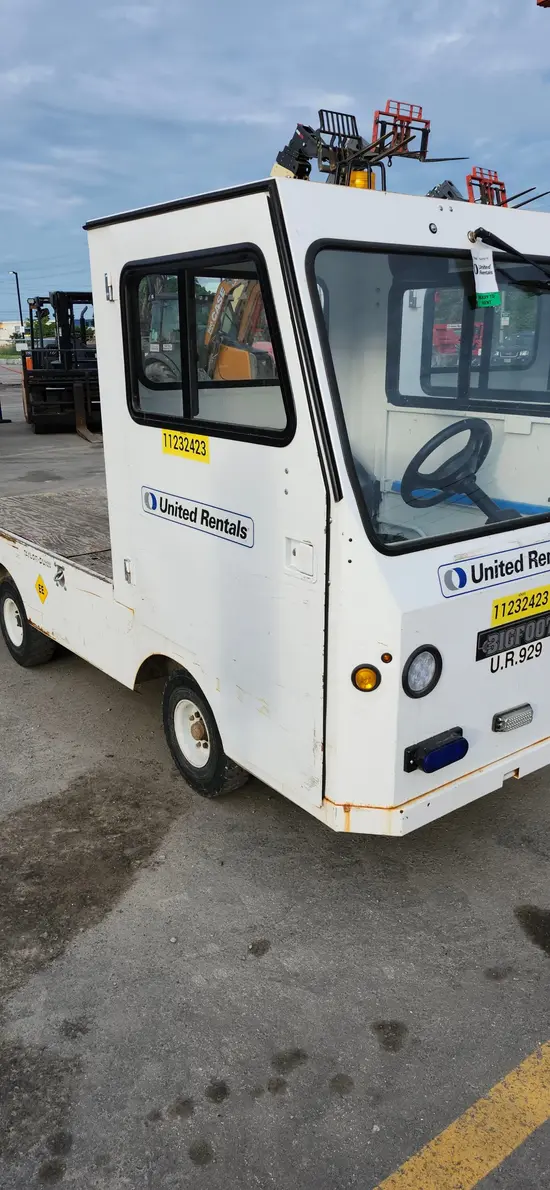 2021 Taylor Dunn B5-440-48EE Utility Vehicle