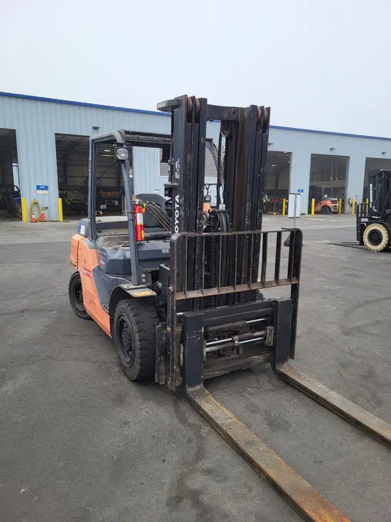 2016 Toyota 8FD35U Warehouse Forklift