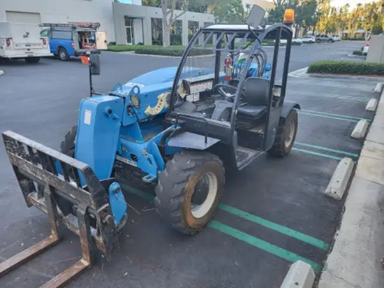 2017 Genie GTH-5519 Forklift