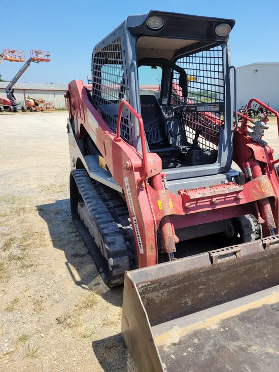 2018 Takeuchi TL10V2-R Track Loader