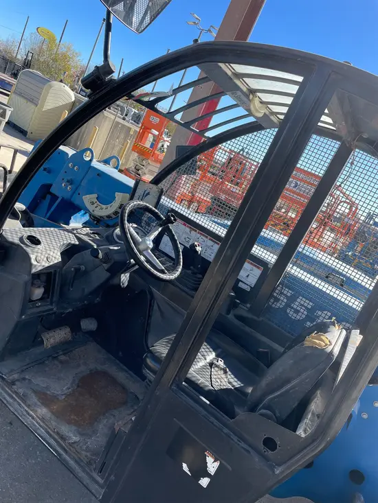 2017 Genie GTH-5519 Forklift