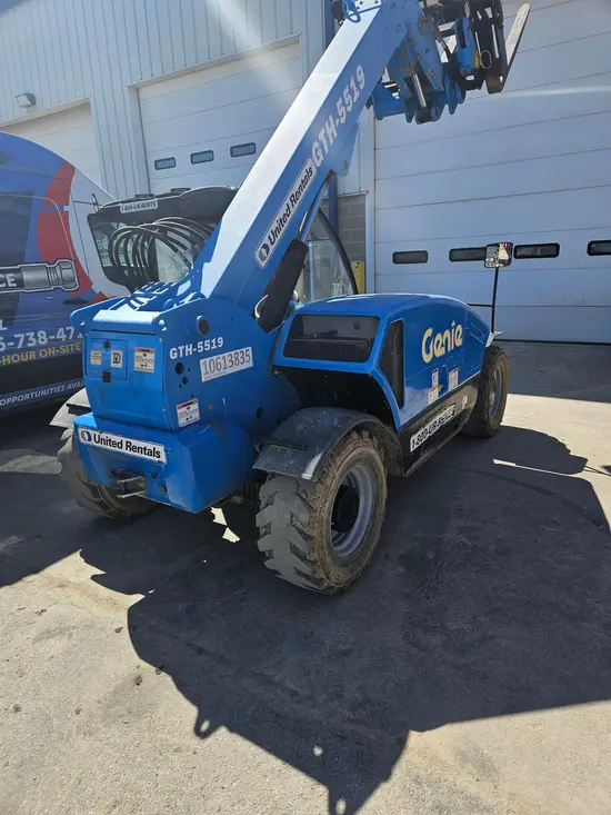 2017 Genie GTH-5519 Forklift