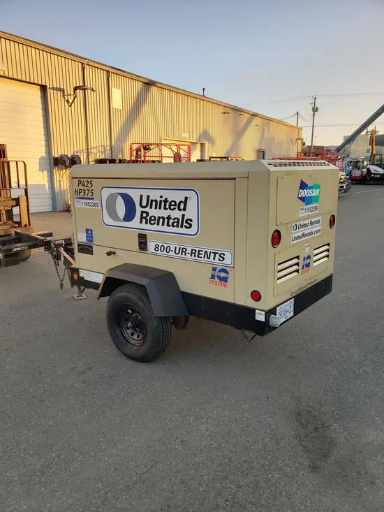 2020 Doosan P425/HP375EXT4I Air Compressor