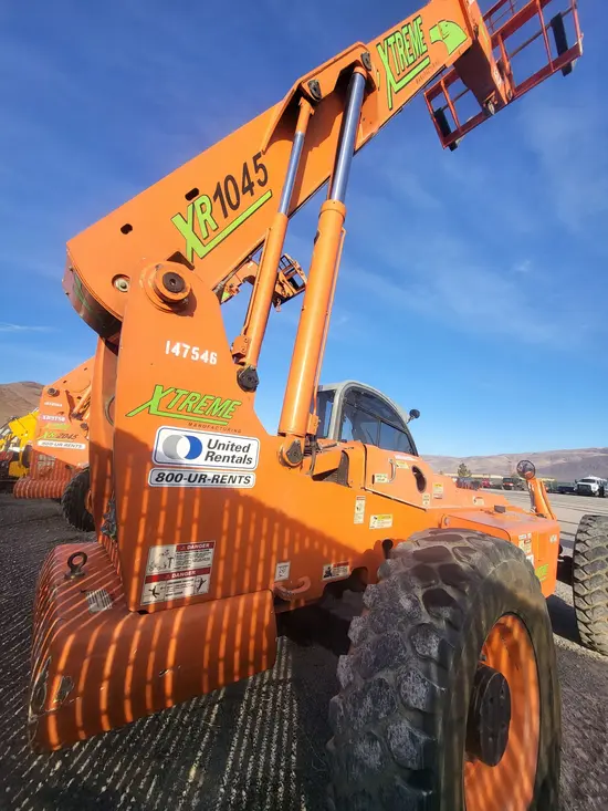 2014 XTREME XR1045 Forklift