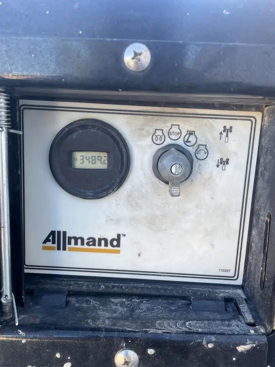 2019 Allmand NLV-ML3EC Portable Work Light