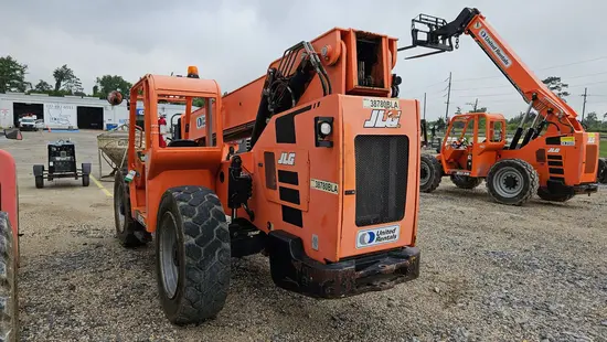 2016 SKYTRAK 8042 Forklift
