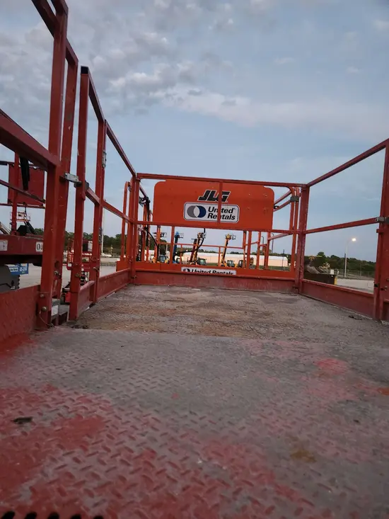 2016 Skyjack SJ8841RT Rough Terrain Scissor Lift