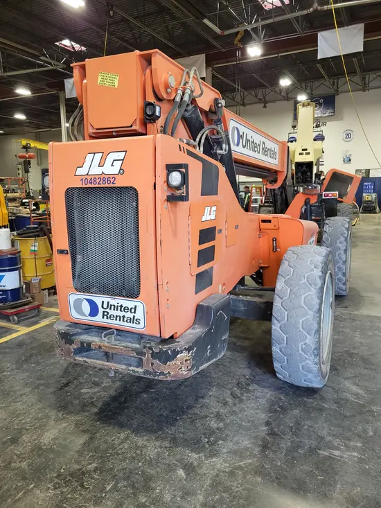 2016 SKYTRAK 8042 Forklift