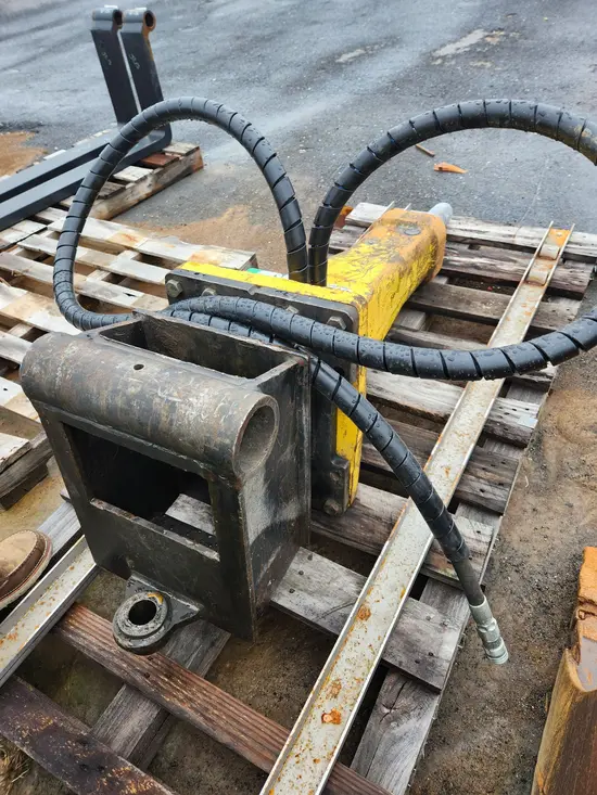 2018 Atlas Copco ES 80 Attachment