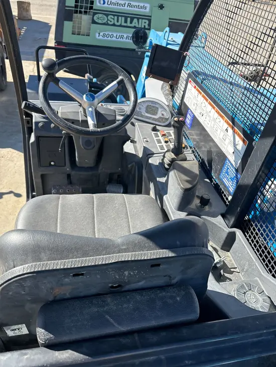 2017 Genie GTH-5519 Forklift