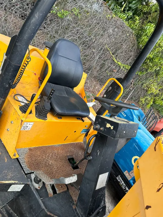 2017 JCB 6TST