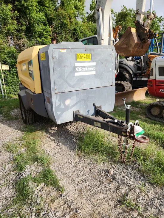 2017 Atlas Copco XAS440JD T4F Air Compressor