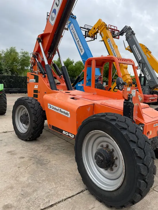 2017 SKYTRAK 8042 Forklift