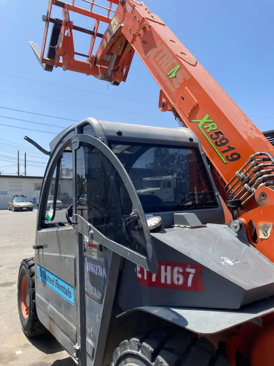 2017 XTREME XR5919 Forklift