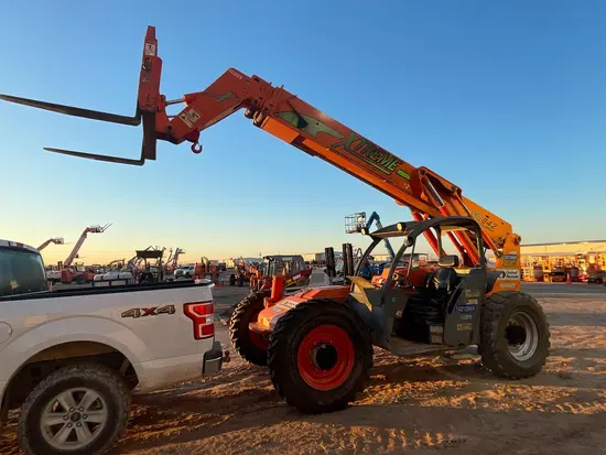 2014 XTREME XR842 Forklift