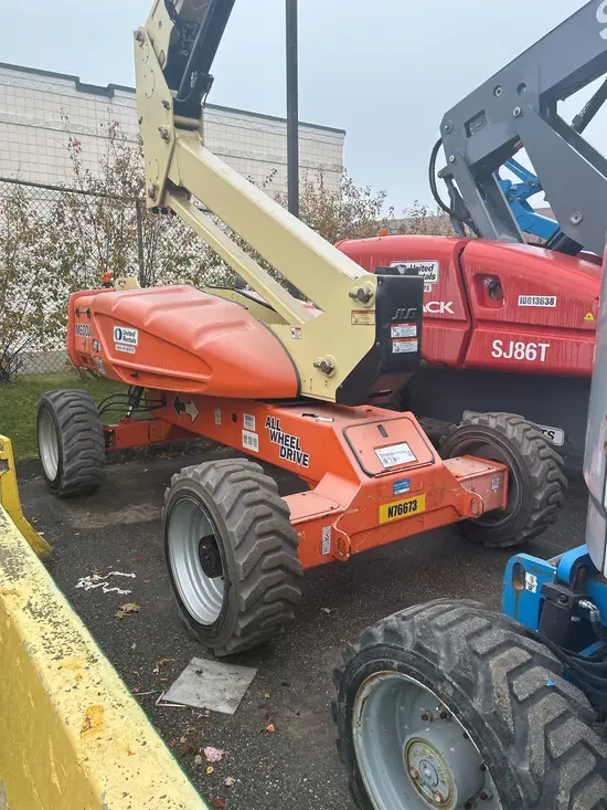 2012 JLG M600JP Boom Lift