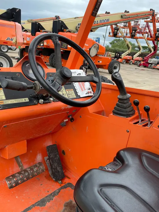 2017 SKYTRAK 8042 Forklift
