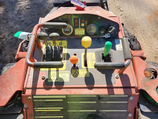 2019 Ditch Witch SK600 Track Loader