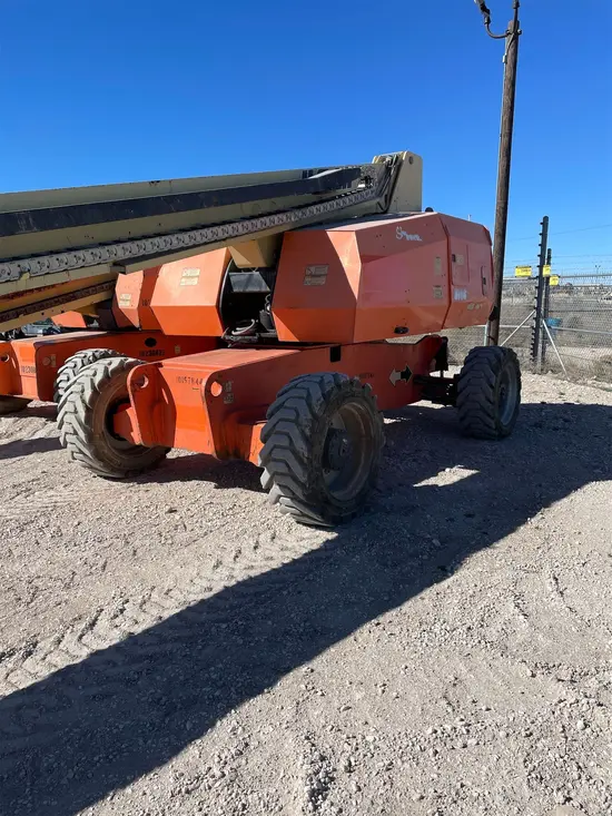 2013 JLG 800S Boom Lift