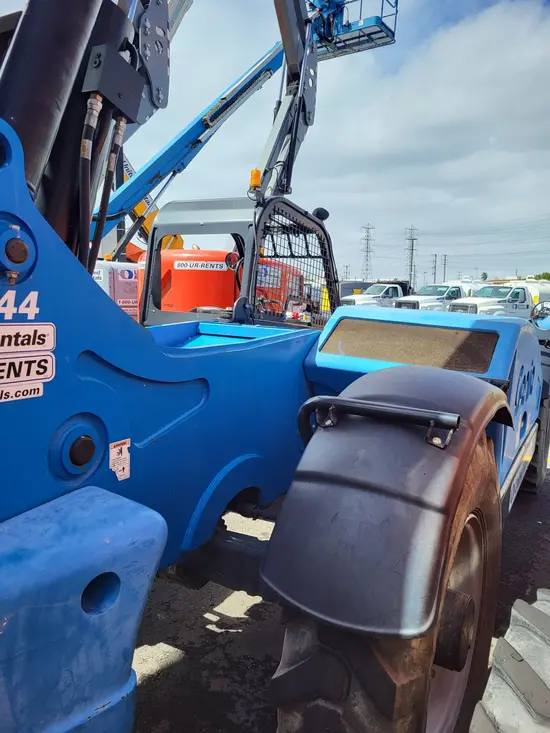 2015 Genie GTH-844 Forklift