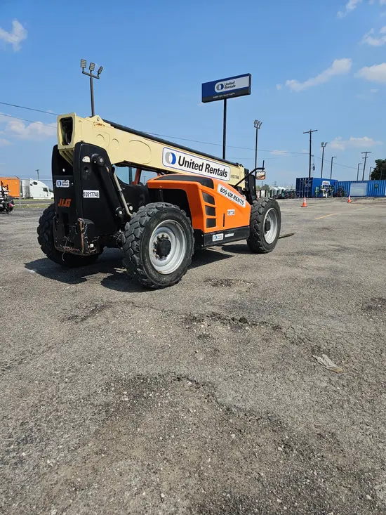 2016 JLG 642 Forklift