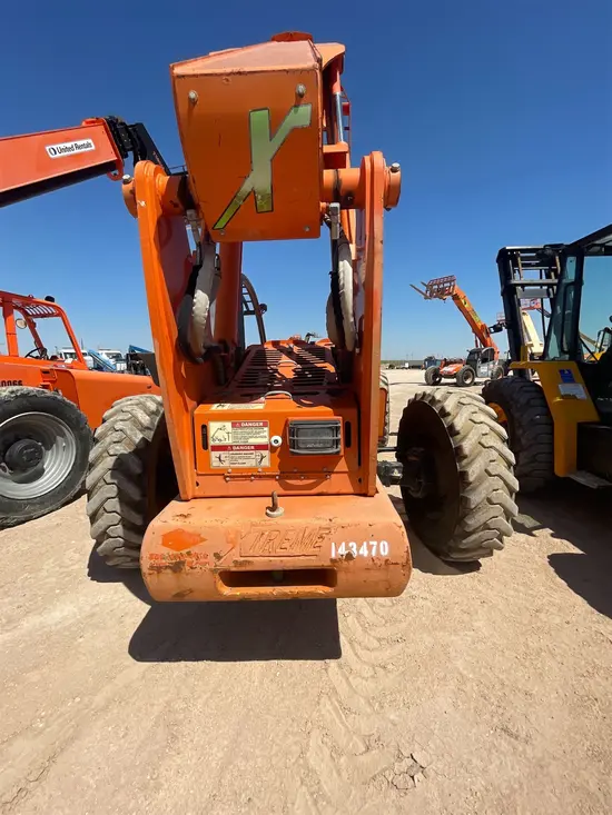 2014 XTREME XR842 Forklift