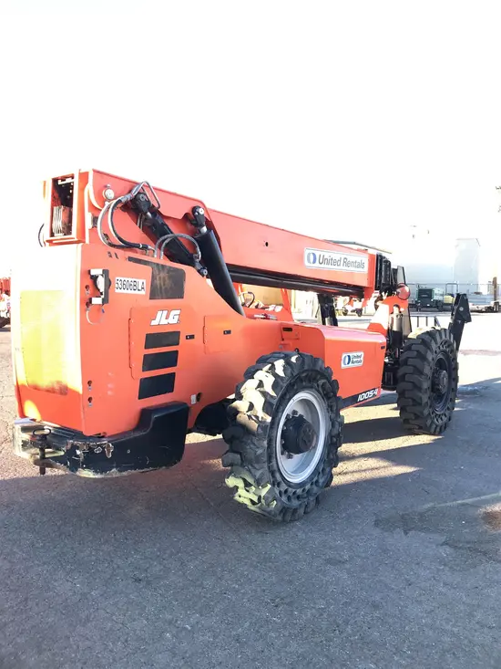2017 SKYTRAK 10054 Forklift
