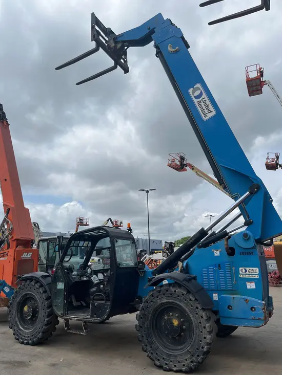 2016 Genie GTH-1056 Forklift