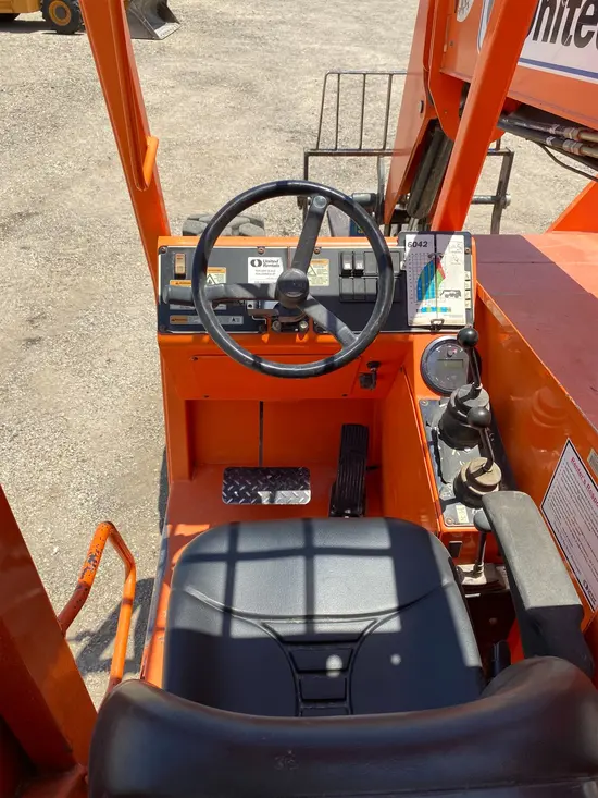 2015 SKYTRAK 6042 Forklift