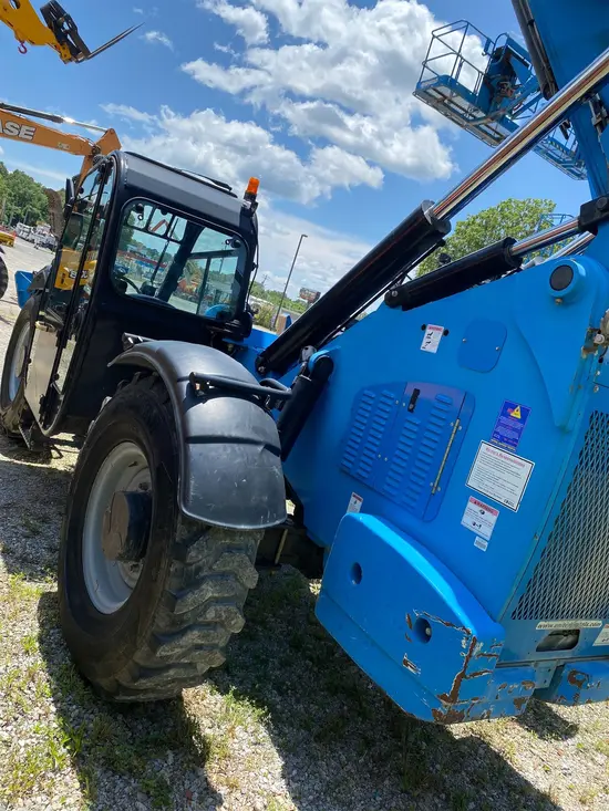 2016 Genie GTH-1056 Forklift